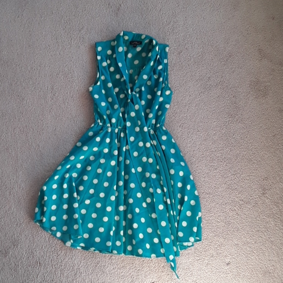 Velvet Heart Dresses & Skirts - Adorable velvet heart teal and Polk a dot dress xs